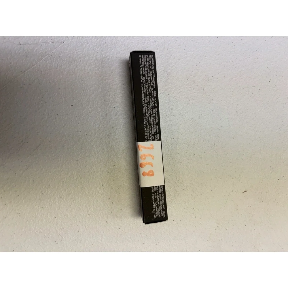 NARS Radiant Creamy Color Corrector Concealer  Medium 0.22 oz BNIB